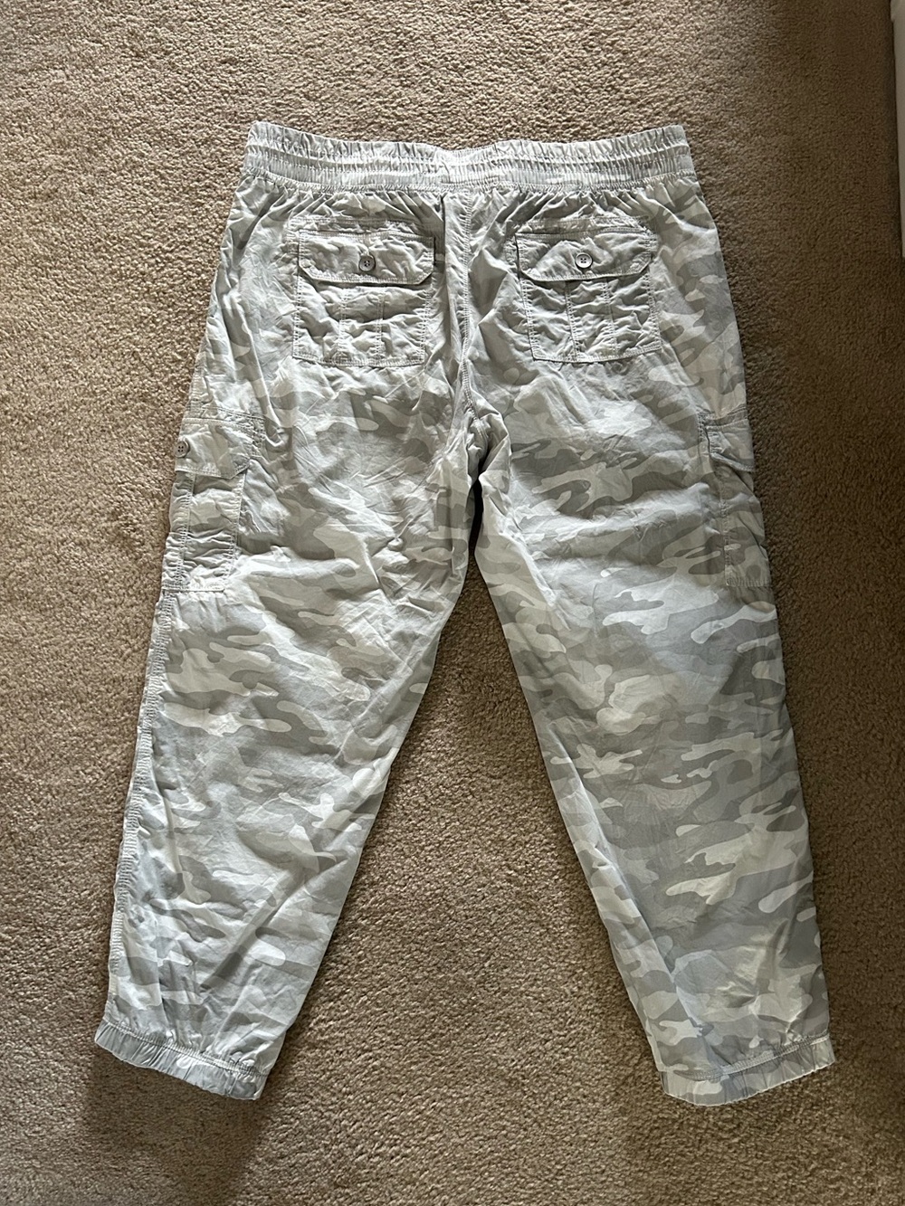 Calvin Klein Performance Pants - Picture 15 of 15